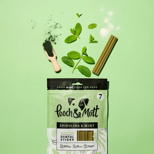 Pooch & Mutt superfood dental sticks